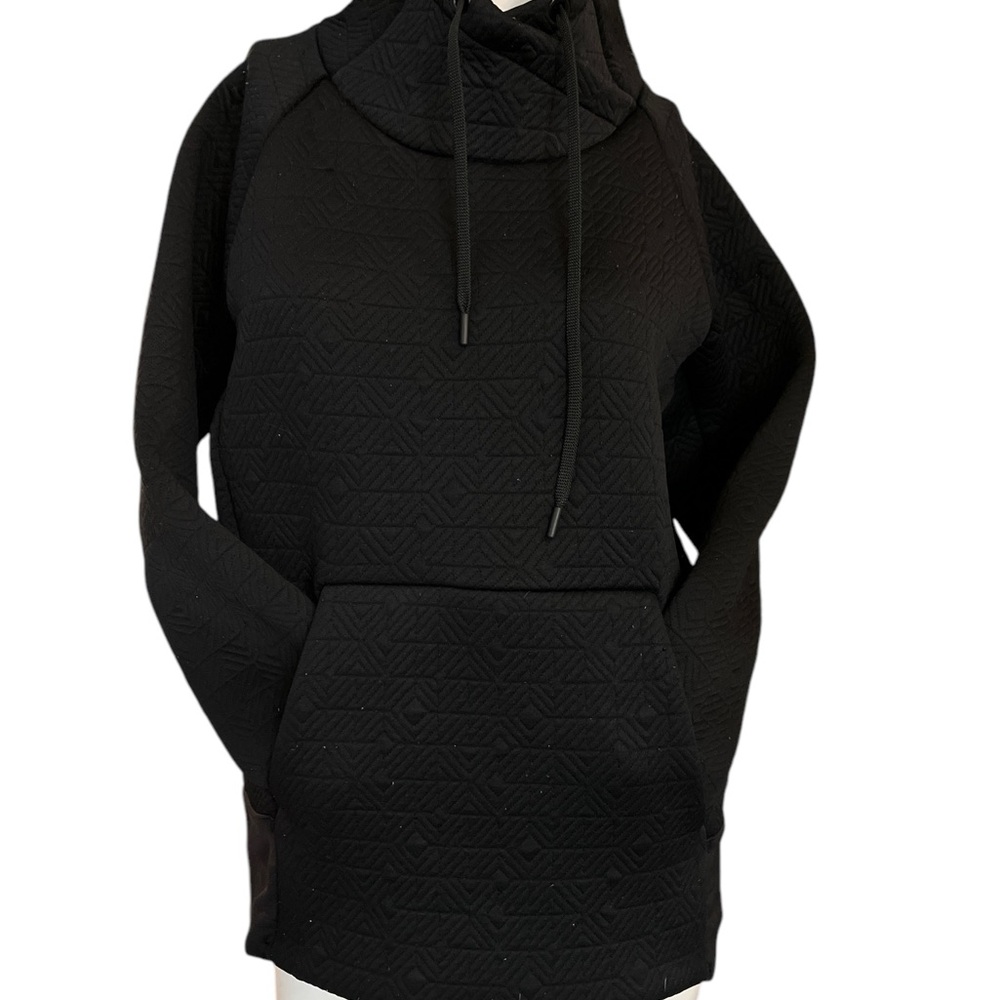 Black Athleta pullover